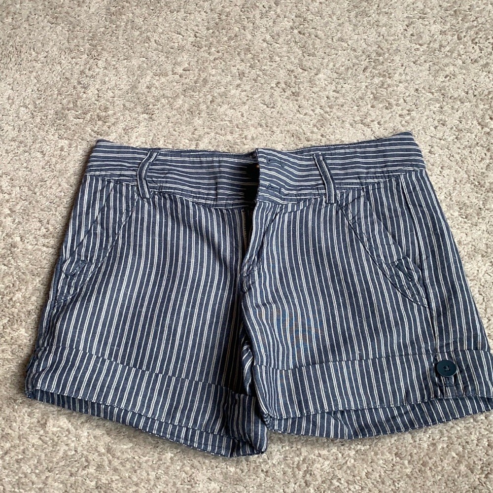 Gap women’s shorts. Size 4